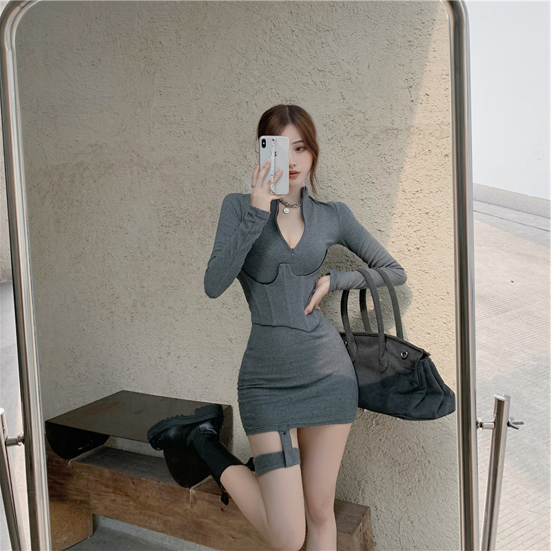 艳如飞性感针织高级连衣裙女内搭春款小众设计感紧身包臀裙腰封打底短裙连衣裙