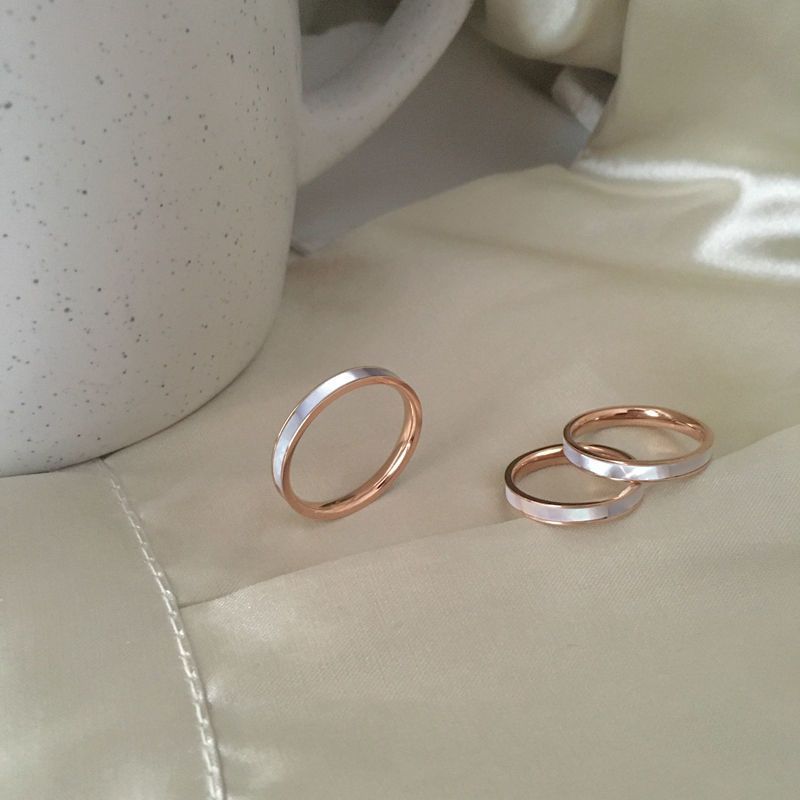 钛钢不掉色ins复古小众轻奢珍珠白贝母戒指女chic百搭时尚潮女戒贝壳