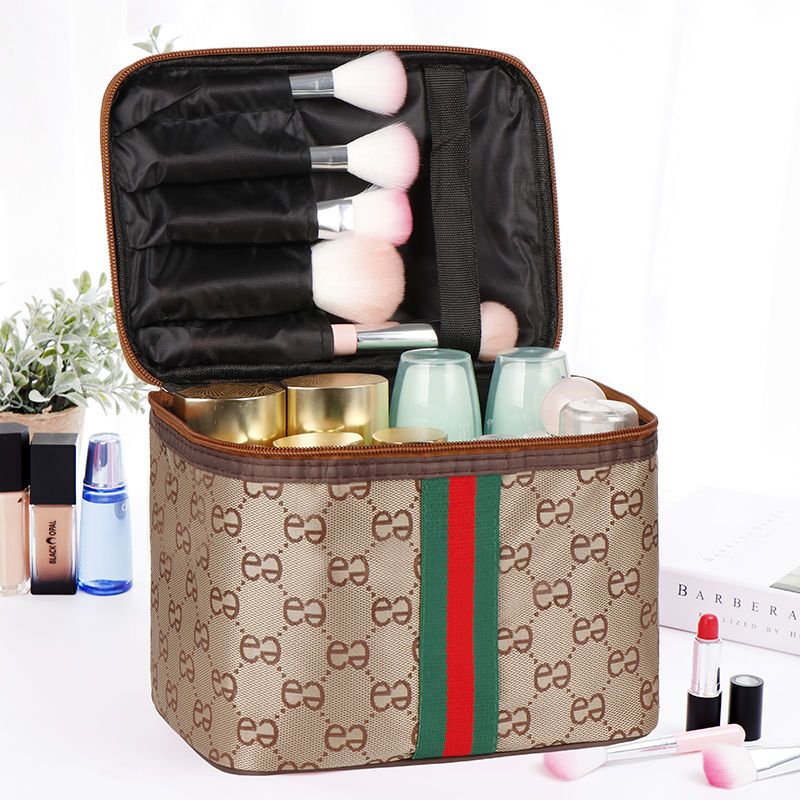 2019新款大号大容量化妆包手提防水洗漱包可爱收纳袋化妆品旅行包