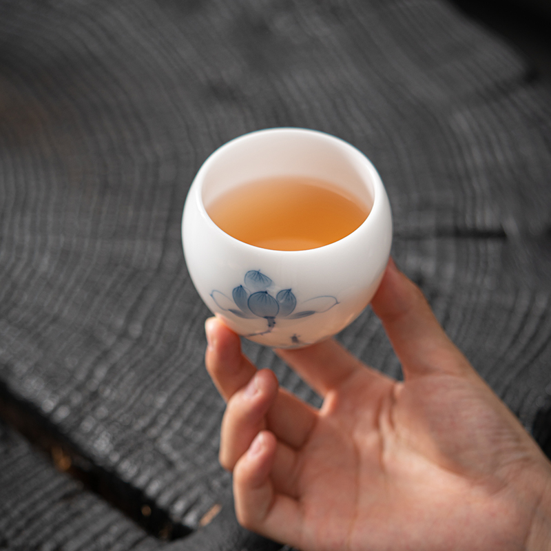 MULTIPOTENT主人杯功夫茶具手绘陶瓷羊脂玉品茗杯茶杯单杯如鱼戏水