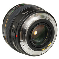 Canon佳能EF 50mm F1.4 USM 全画幅数码单反镜头 标准定焦 佳能卡口 滤镜口径58mm