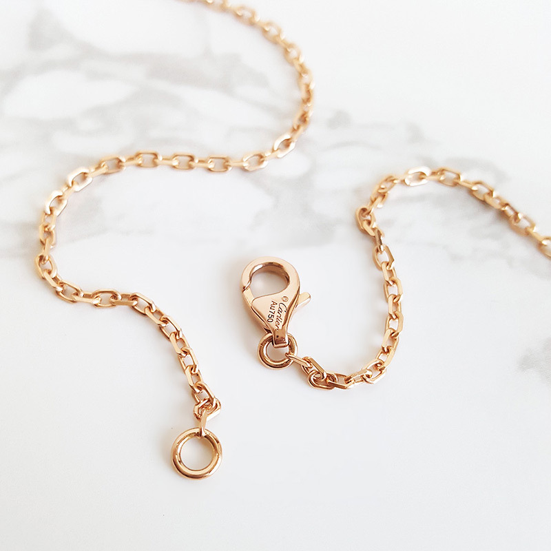 18k三色金镶钻trinity三环项链 卡地亚项链 卡地亚三色金三环项链95新