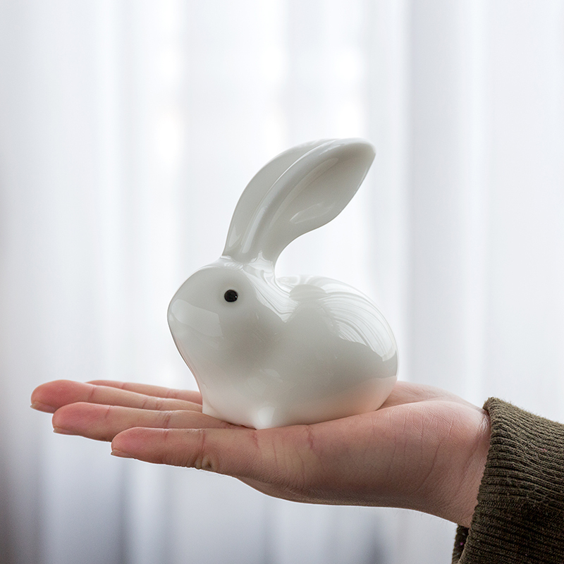 可爱陶瓷兔子摆件小白兔创意酒柜家居装饰品动物工艺品桌面小摆件三维