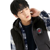 雪中飞羽绒马甲男新款薄款连帽背心无袖白鸭绒冬季保暖坎肩潮