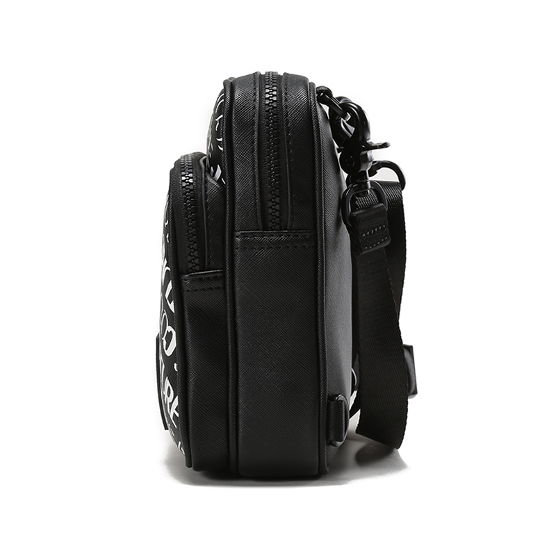 范思哲versacejeanscouture男士单肩斜挎包胸包73ya4b43zs398