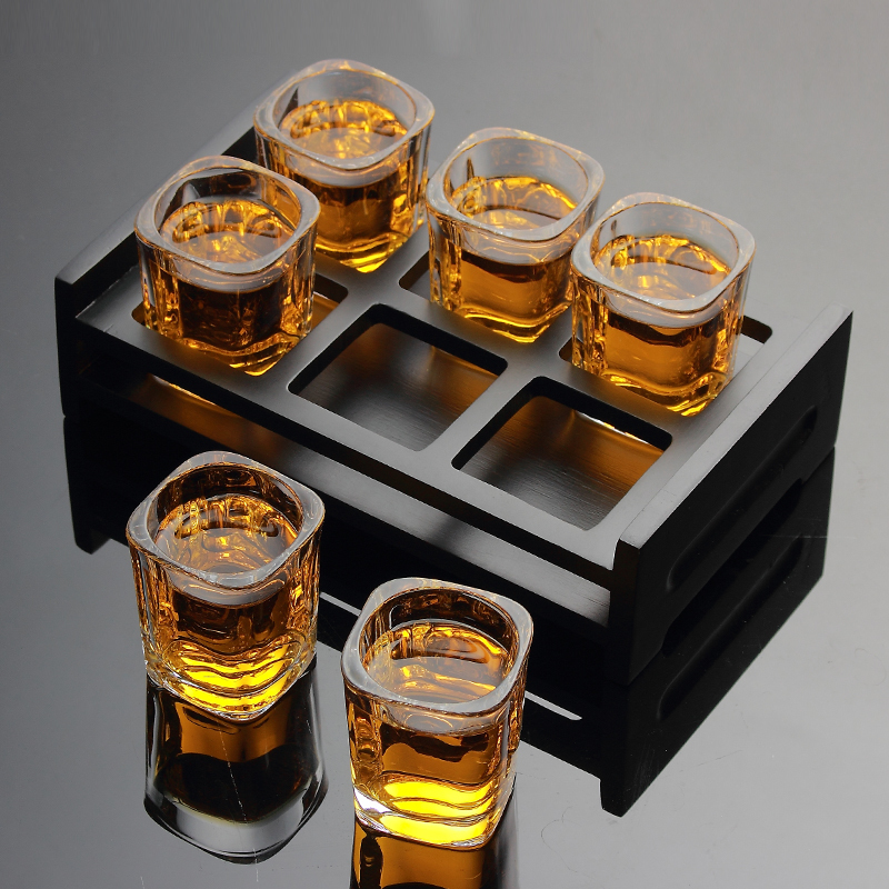 家用创意玻璃啤酒杯白酒杯洋酒杯一口杯烈酒杯四方杯杯架酒具套装(请先与客服确认再)