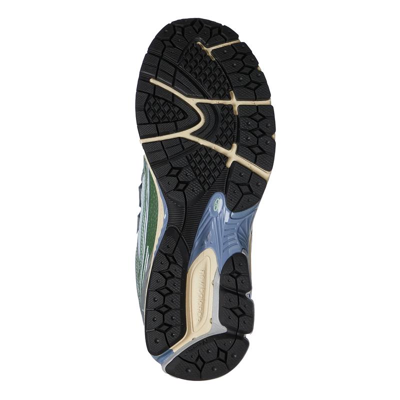 新百伦(New Balance)NewBalance女士跑鞋轻便减震透气休闲运动跑高清大图