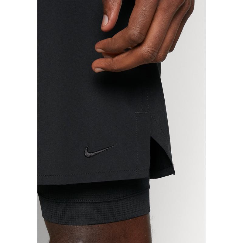 Nike男士速干运动短裤透气弹性舒适训练健身款高清大图