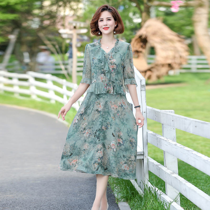 爱博尔夏季新款小碎花减龄裙子女气质印花洋气减龄修身夏天连衣裙