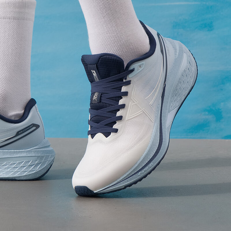 特步男运动鞋875319110002-214/双高清大图