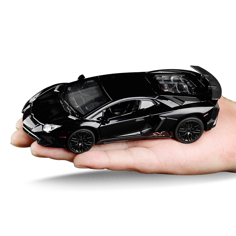 86跑车小汽车模型仿真合金玩具车金属小汽车成人儿童回力车子莱肯白色