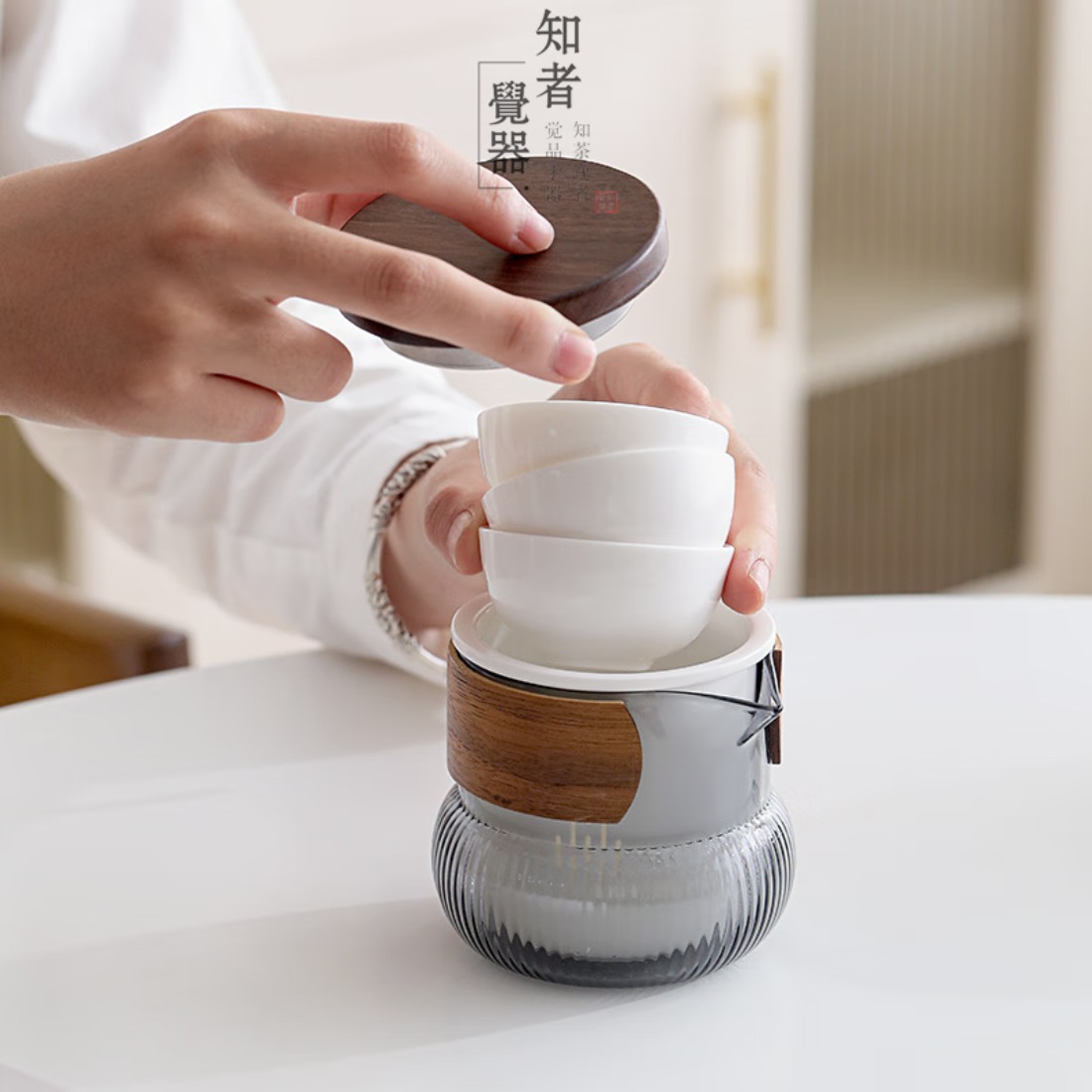 知者觉器轻逸旅行快客杯 轻逸旅行快客 一壶3杯高清大图