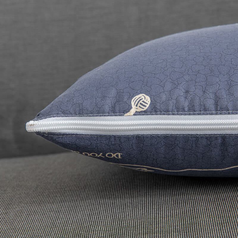 约克罗兰 卡通可爱印花抱枕被二合一靠垫抱枕磨毛小被子 线球猫 40*40cm 打开100*150cm图片