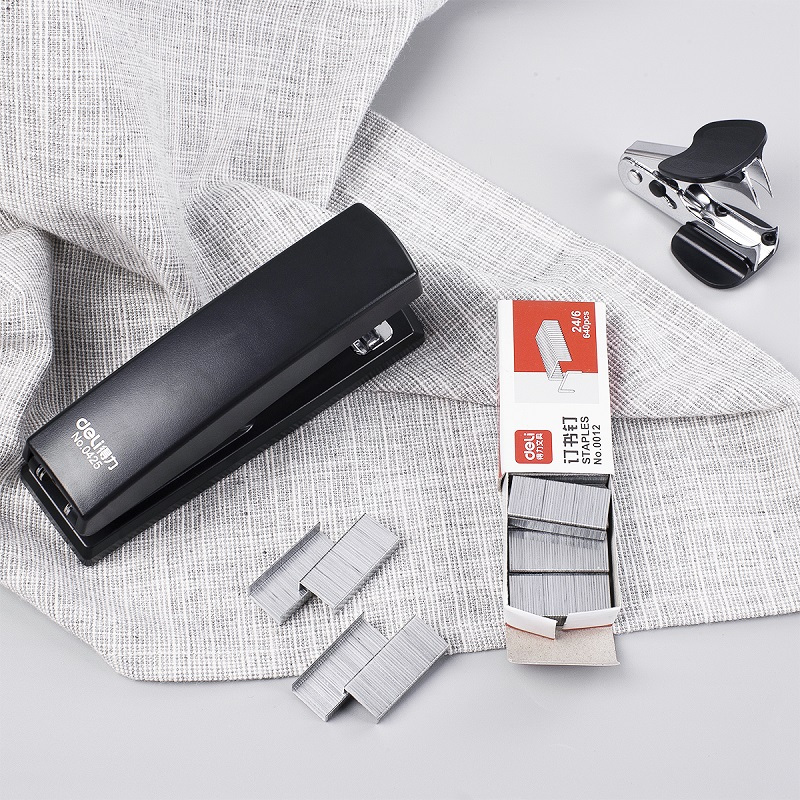 得力(deli)0354 订书机套装 蓝 黑色 12# 试卷装订器 办公用钉书器 小号轻巧型订书机带起钉器 2只组合装