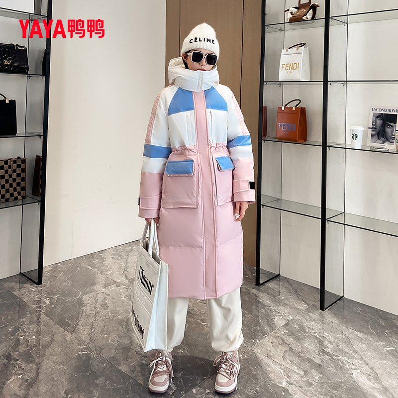 鸭鸭新款鹅绒时尚羽绒服女长款冬季连帽收腰外套