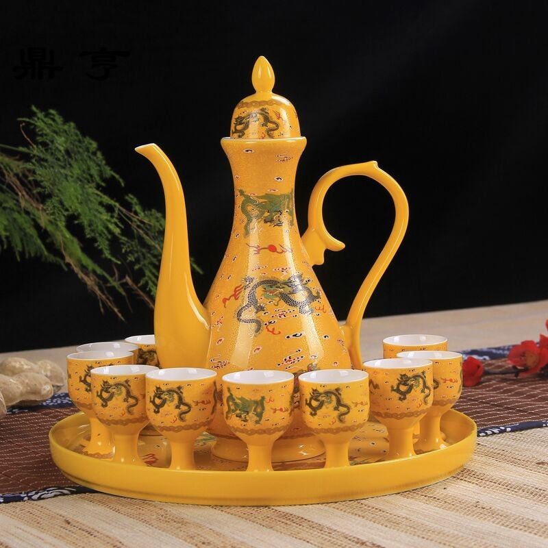 鼎亨陶瓷酒具家用中式分酒器酒盅烈酒白酒杯高脚杯酒具带托盘套装