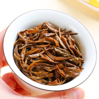 福鼎白茶小方片2014年花香白牡丹茶叶老白茶方片小茶饼500g礼盒装