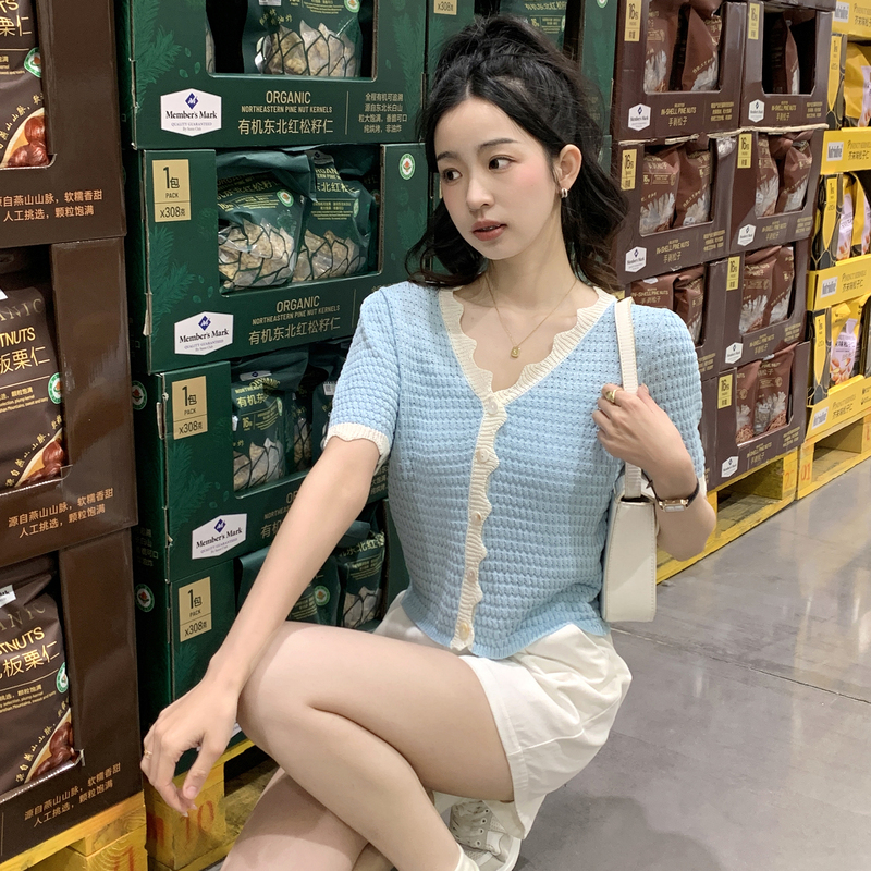 [2.5折价62元]唐狮甜美撞色短袖T恤女夏季新款别致修身蓝色针织衫上衣小众x