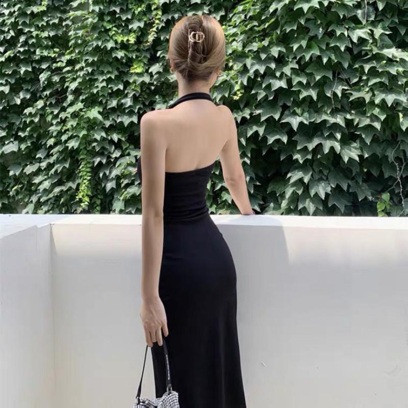 女人味显瘦挂脖露背中长款抹胸连衣裙高开叉包臀显身材优雅长裙子黑色