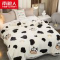 南极人拉舍尔毛毯被子双层加厚珊瑚绒毯子学生宿舍秋天单人盖毯冬_677 200*230cm双层加厚-约8斤 奶牛王国