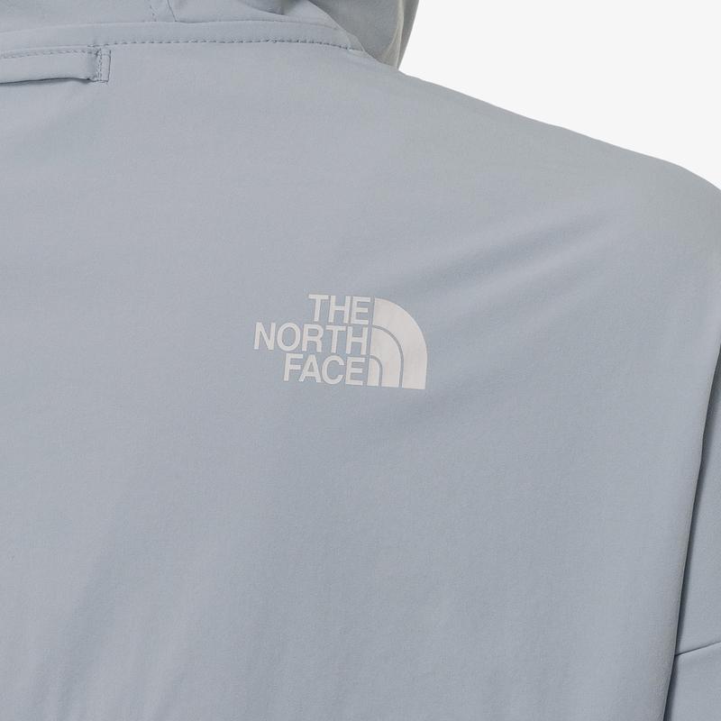 The North Face女款冰川跑步防风保暖连帽夹克四季通用高清大图