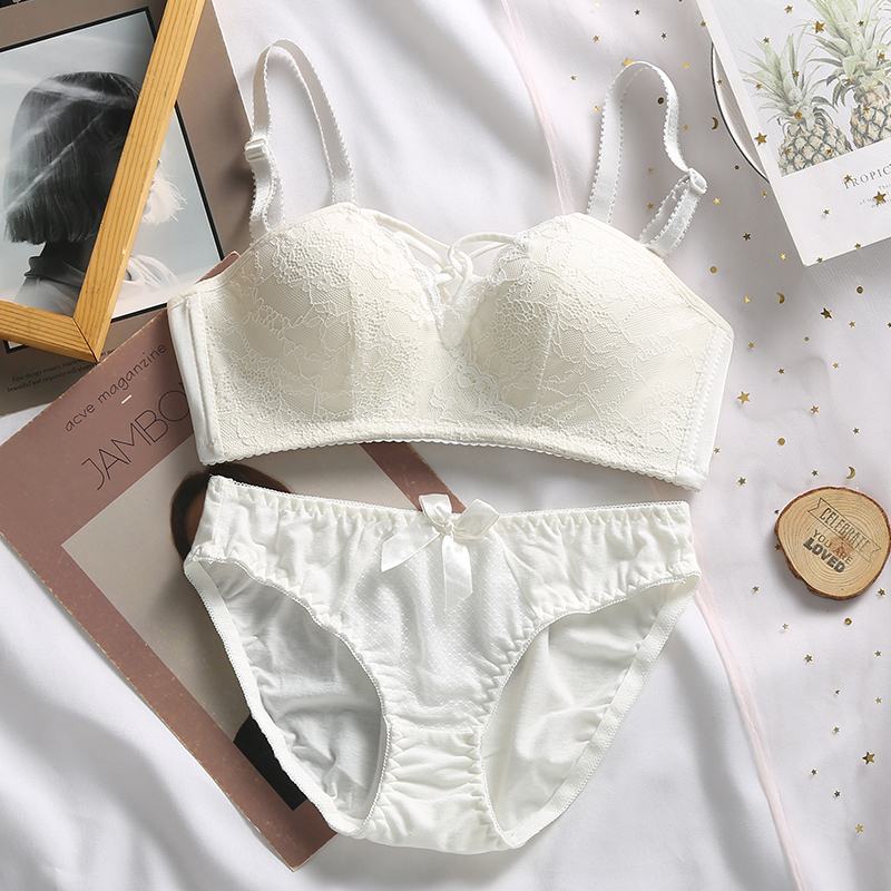 yunwuxin白色内衣女夏薄款无钢圈小胸聚拢胸罩夏季薄款收副乳大胸显小