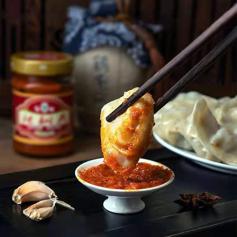 湖北特产辣椒酱辣翻天农村种植开胃下饭菜瓶装208克