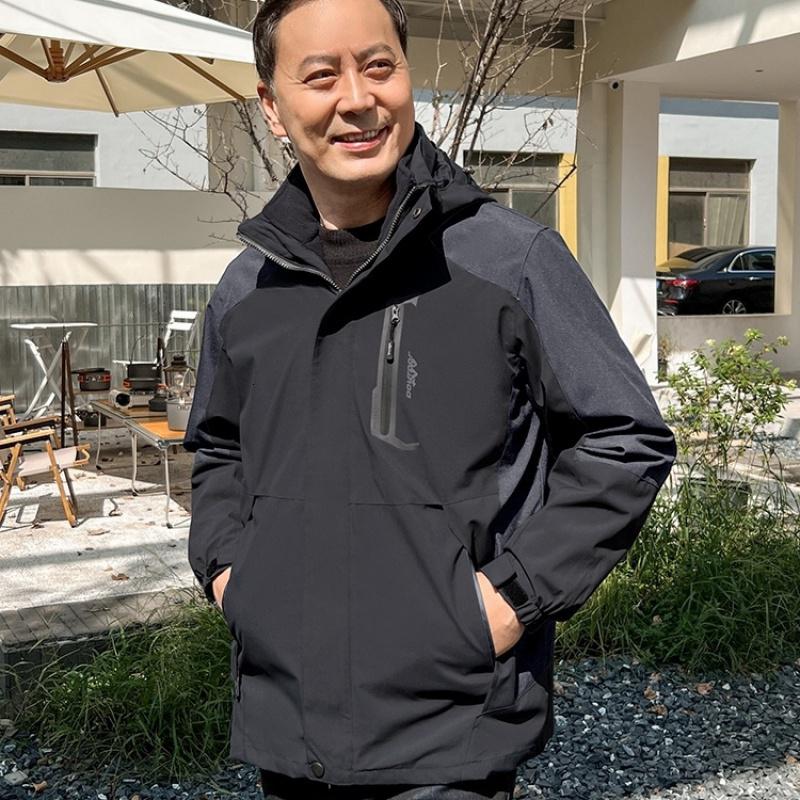 爸爸外套春秋季新款夹克可拆卸中老年人冲锋衣男三合一爷爷上衣服_815 195/108A180-205斤 黑色可拆卸