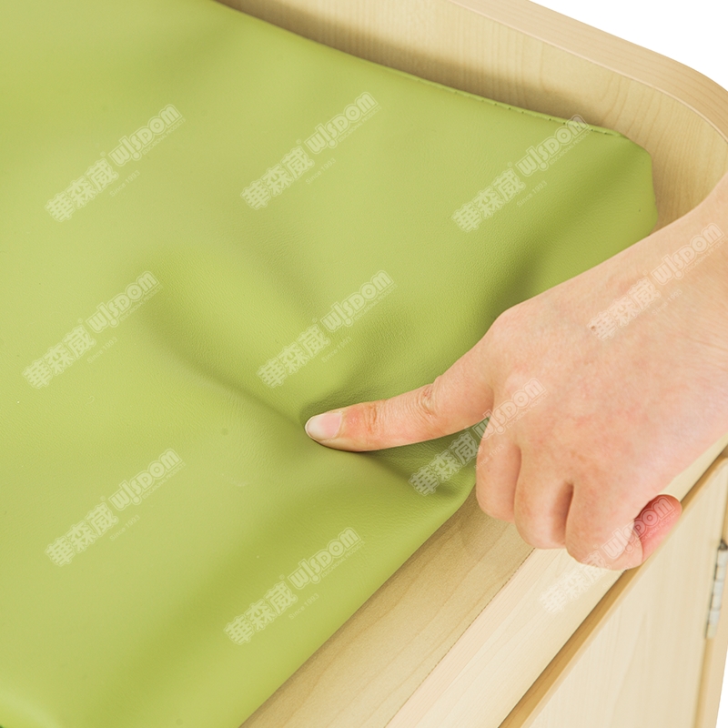 华森葳 布娃娃换洗台高清大图