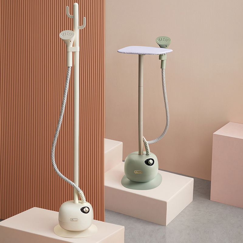 小熊bear挂烫机家用熨烫机可伸缩蒸汽挂烫机烫衣机熨衣服立式挂烫机