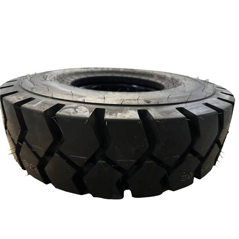 智铮朗月 实芯轮胎 8.00-20 条高清大图