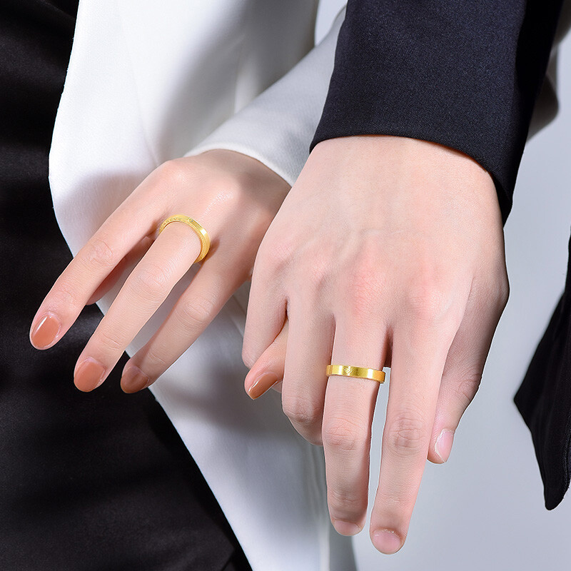 周大福ING系列520时钟足金黄金戒指计价女精品 ( 工费:160元)F222351高清大图