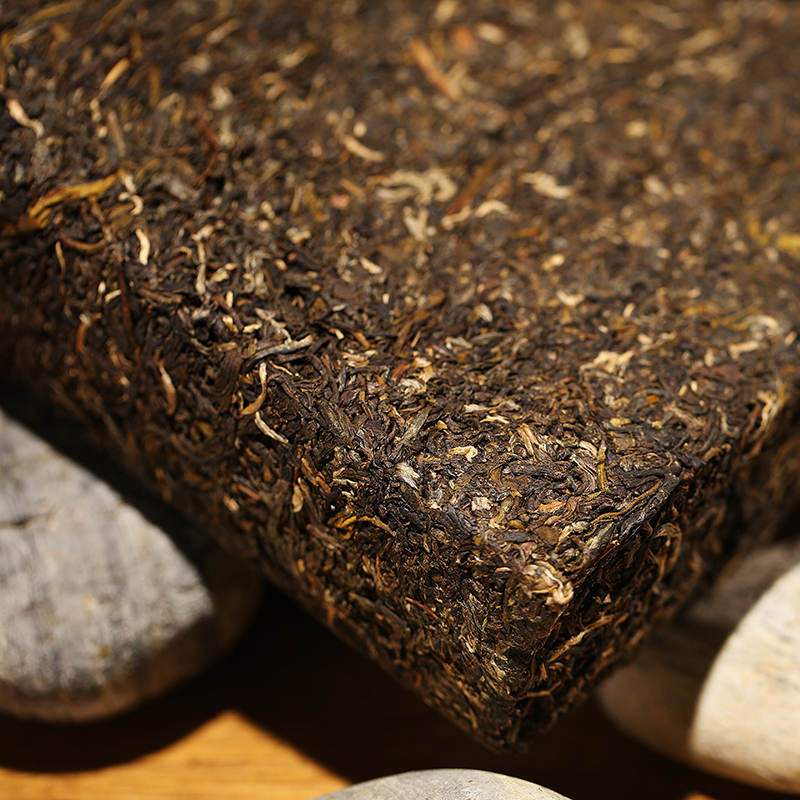 中茶 湖南安化黑茶中茶冰碛岩茯砖茶 1000g