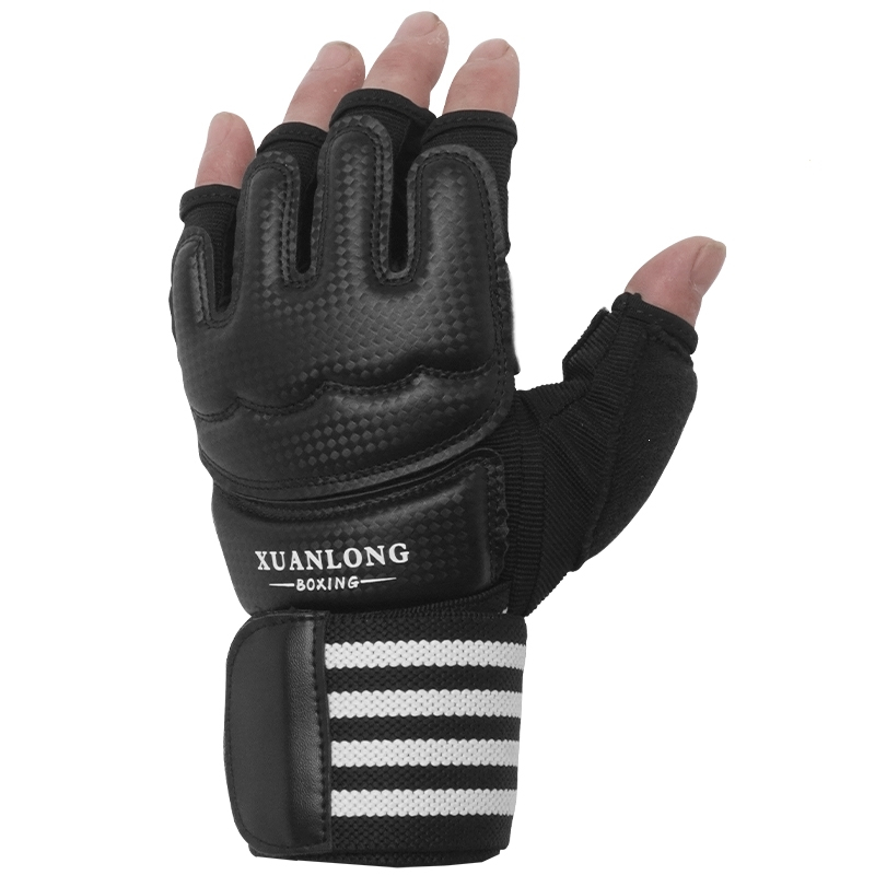 闪电客散打拳击手套搏击女男ufc儿童训练成人打沙袋专用半指拳套