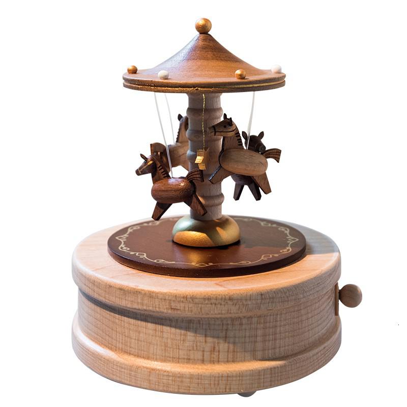 音乐盒八音盒木质送女孩儿童生日新年情人节小熊旋转 三维工匠 圣诞老人送礼()