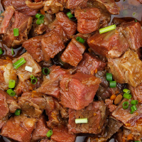 【两袋装】谷言酱香牛肉煲 加热即食 火锅底料 生鲜半成品菜 410g*2 820g袋装中式熟食