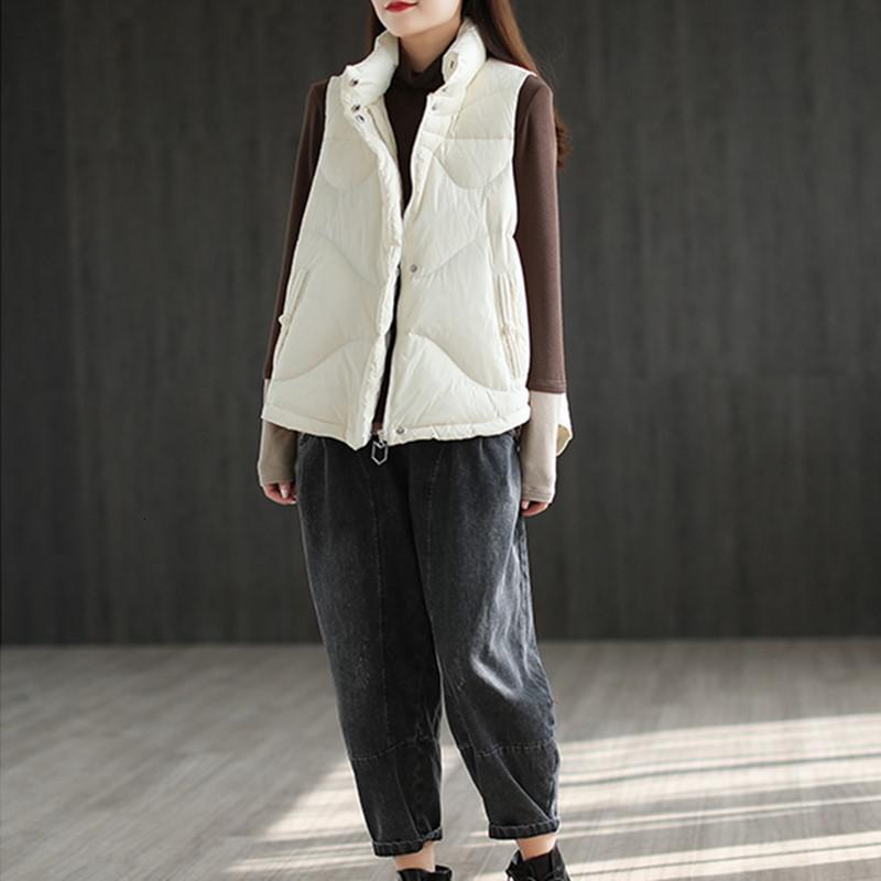 依岚胜语女士马甲