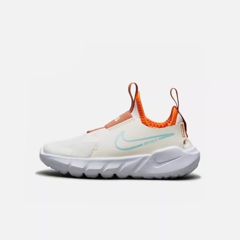 NIKE耐克跑步鞋轻便透气低帮大童运动鞋FQ6866-181 D