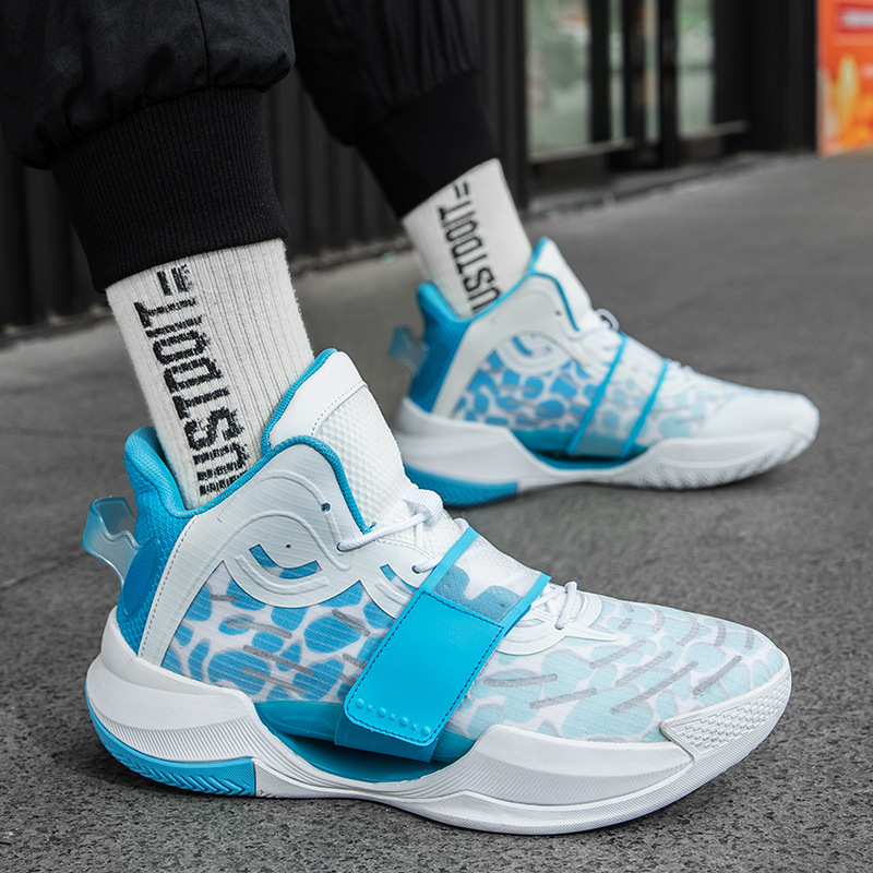 丛信哲 篮球鞋 L63/双高清大图