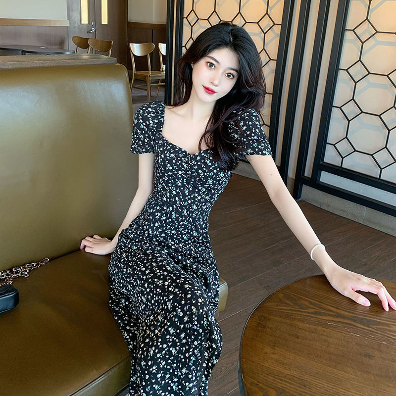 美动态大码女装法式初恋甜美茶歇方领泡泡袖小清新碎花连衣裙胖mm