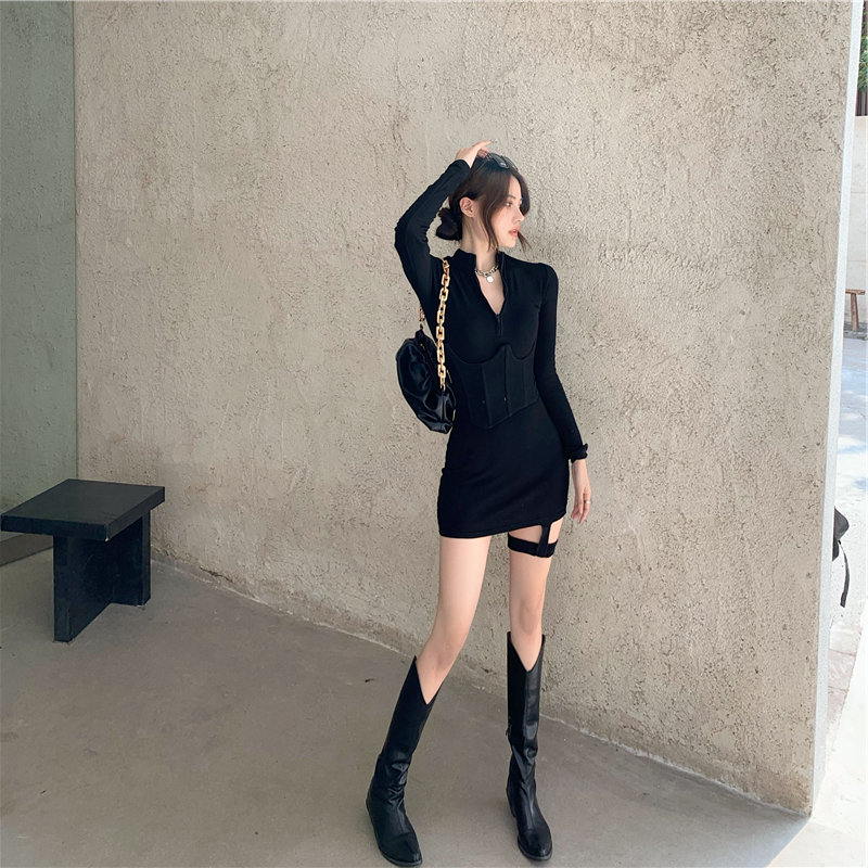 艳如飞性感针织高级连衣裙女内搭春款小众设计感紧身包臀裙腰封打底短裙连衣裙