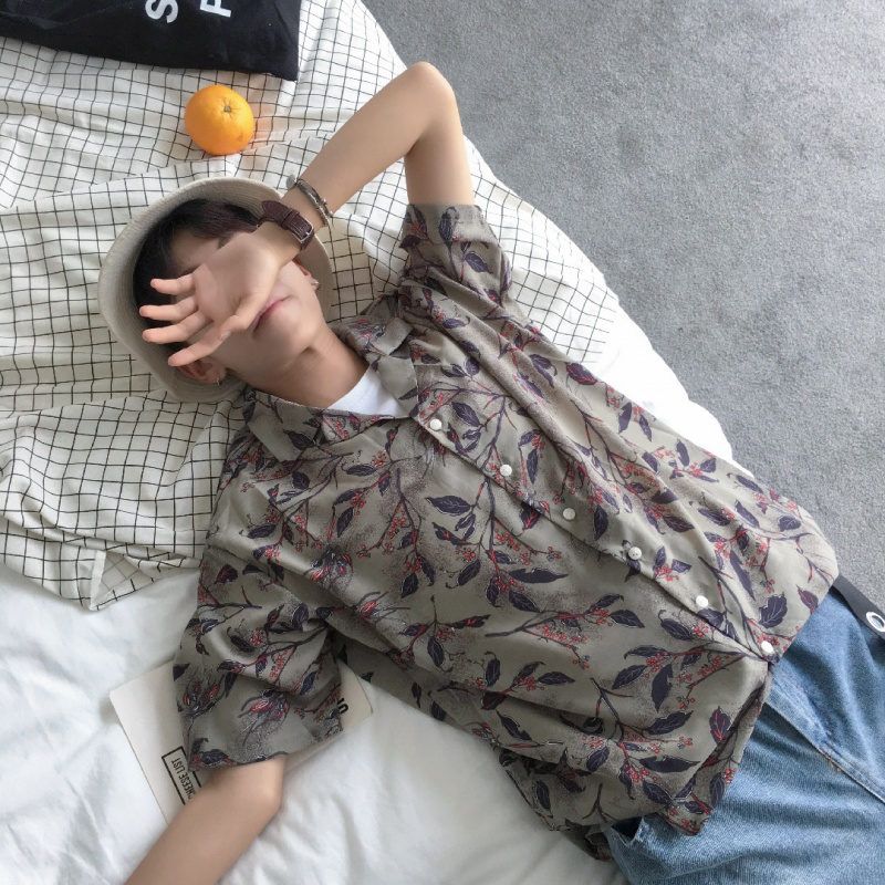 夏款新款花衬衫男短袖树叶印花衬衣翻领宽松时尚帅气青年外套潮
