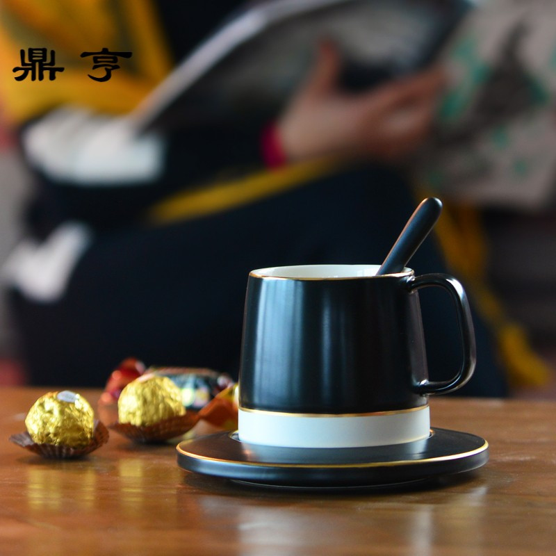 鼎亨创意北欧ins简约马克杯 陶瓷咖啡杯套装家用水杯茶杯带杯托勺