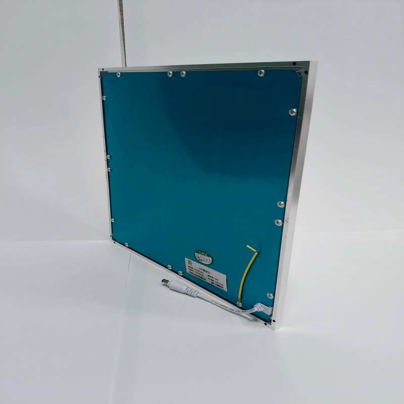 联芯达 LXD7401 LED18w 侧发光嵌入式平板灯高清大图