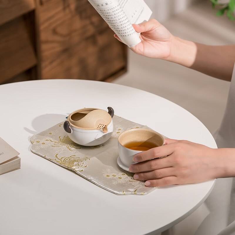 万仟堂(Edenus)旅行茶具 高档功夫茶具套装户外家用陶瓷茶具快客杯送伴手礼物盒 熊猫大侠·快客杯 一壶一杯高清大图