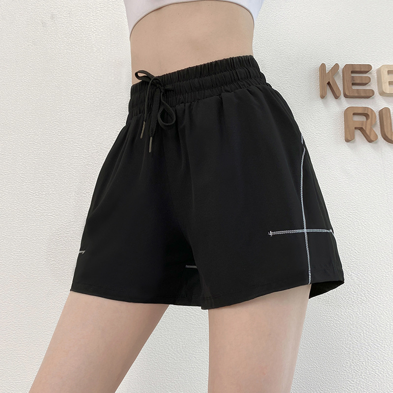 运动短裤女夏季薄款时尚短裤休闲瑜伽三分裤跑步训练健身短裤
