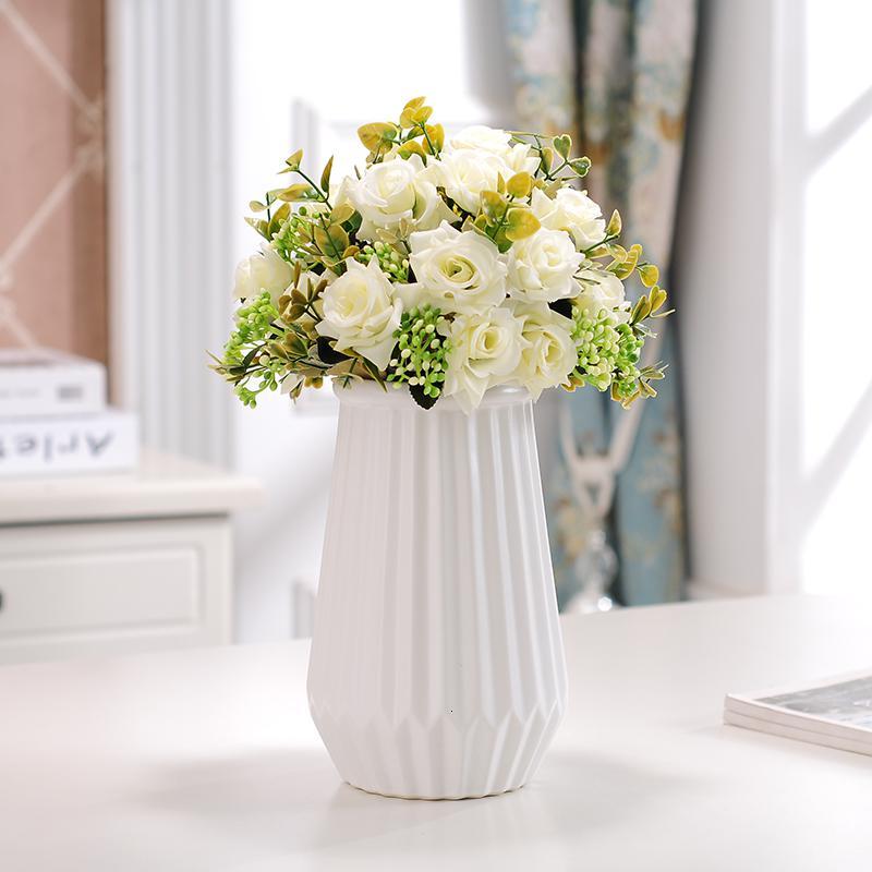 陶瓷花瓶小清新水培满天星干花鲜花简约白色现代客厅家具装饰摆件三维