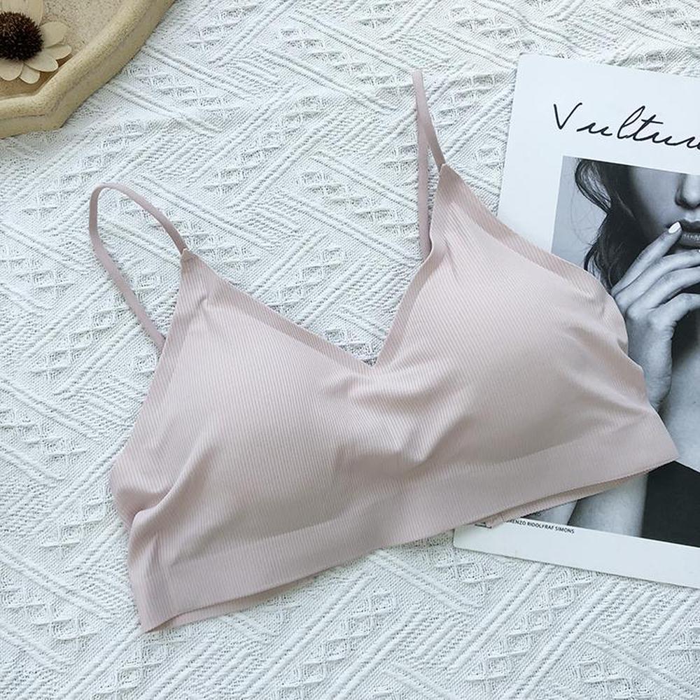 美背文胸运动内女无钢圈胸聚拢胸罩学生高中少女裹胸背心抹胸视频