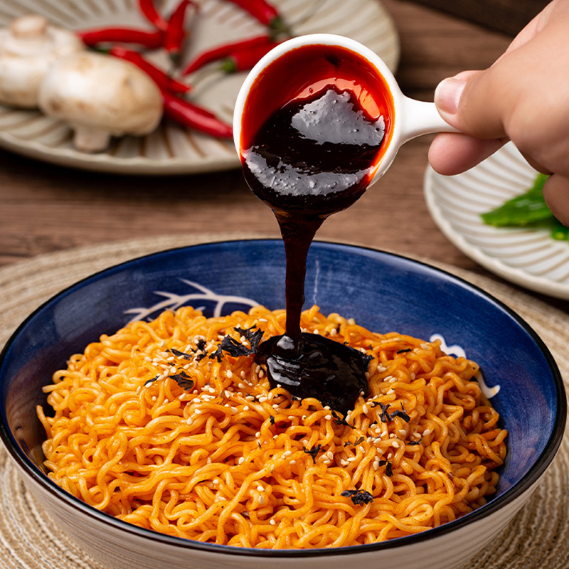 白象火鸡面国产方便面整箱装炸酱超辣火鸡面酱料小龙虾拌泡面袋装炒面