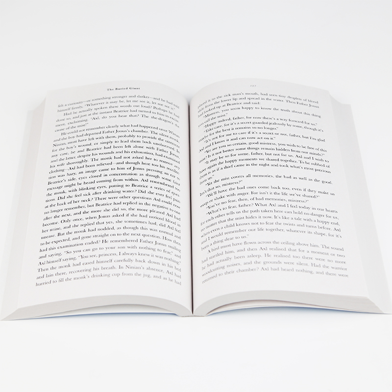 [正版]被掩埋的巨人 英文原版 The Buried Giant 石黑一雄 诺奖得主奇幻小说 记忆与宽恕 搭长日将尽高清大图